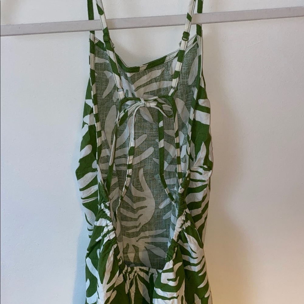 Leaf Pattern Dress - Picture 5 of 9